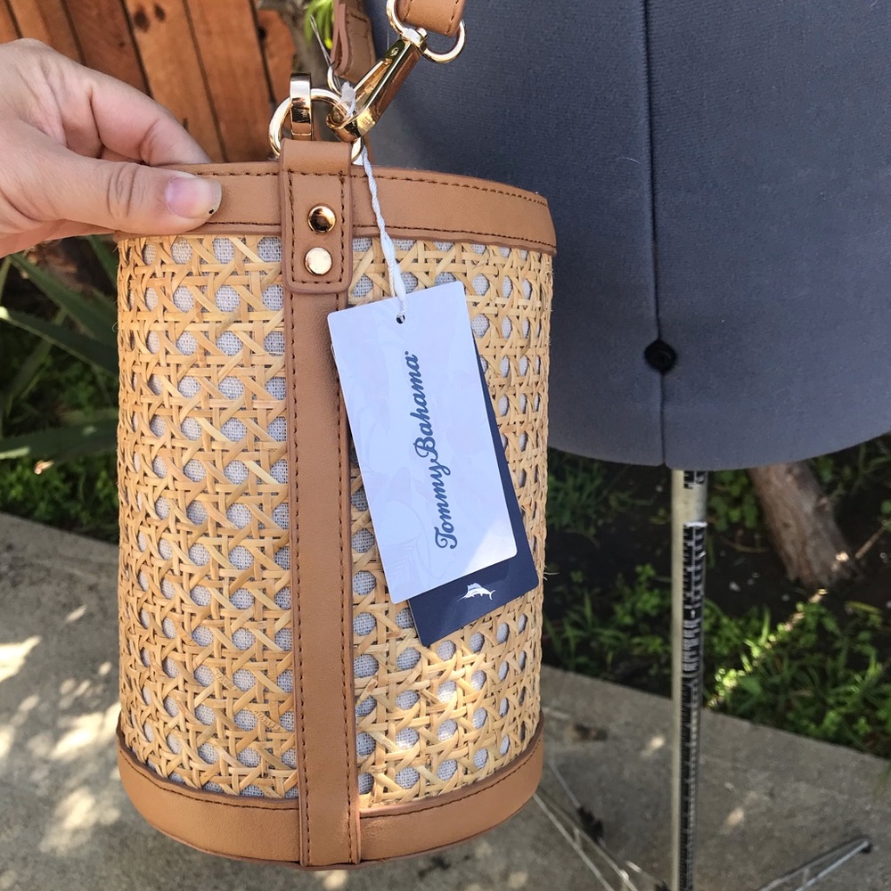 Tommy Bahama straw bucket bag - Picture 9 of 11